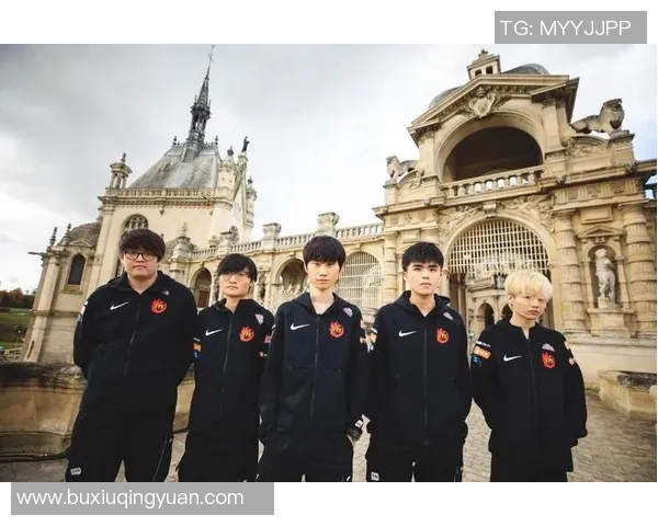 FPX战队在CSGO战术排名中创新高引领电竞潮流的崛起与发展