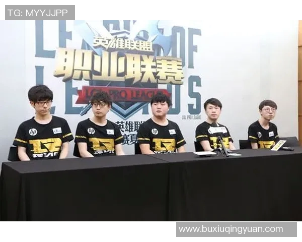 RNG耐力对比分析揭示电竞团队在比赛中的持久战优势与策略 RNG耐力对比分析揭示电竞团队在比赛中的持久战优势与策略